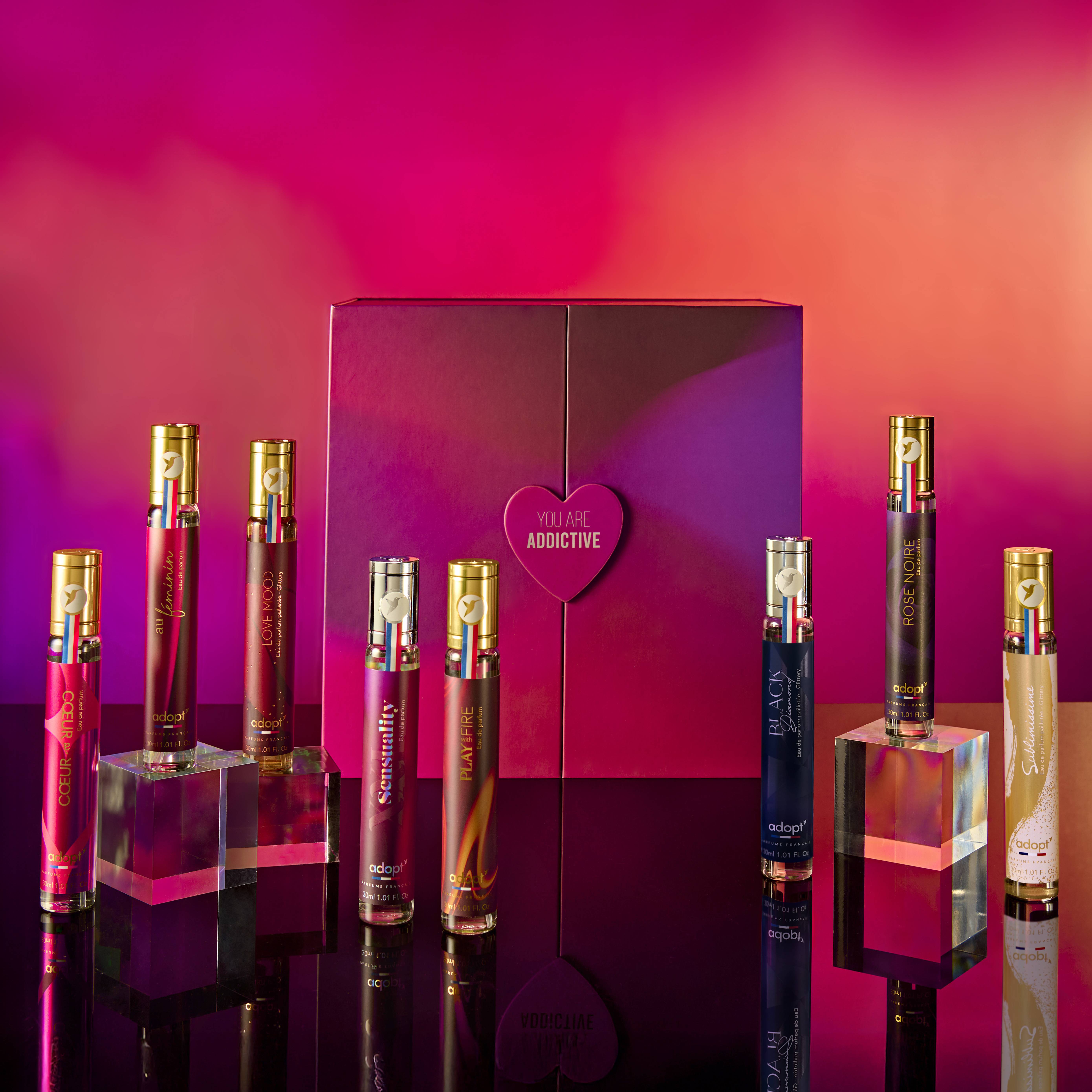 Love Calendar Adopt, calendrier de l’amour contenant huit eaux de parfum de 30 ml
