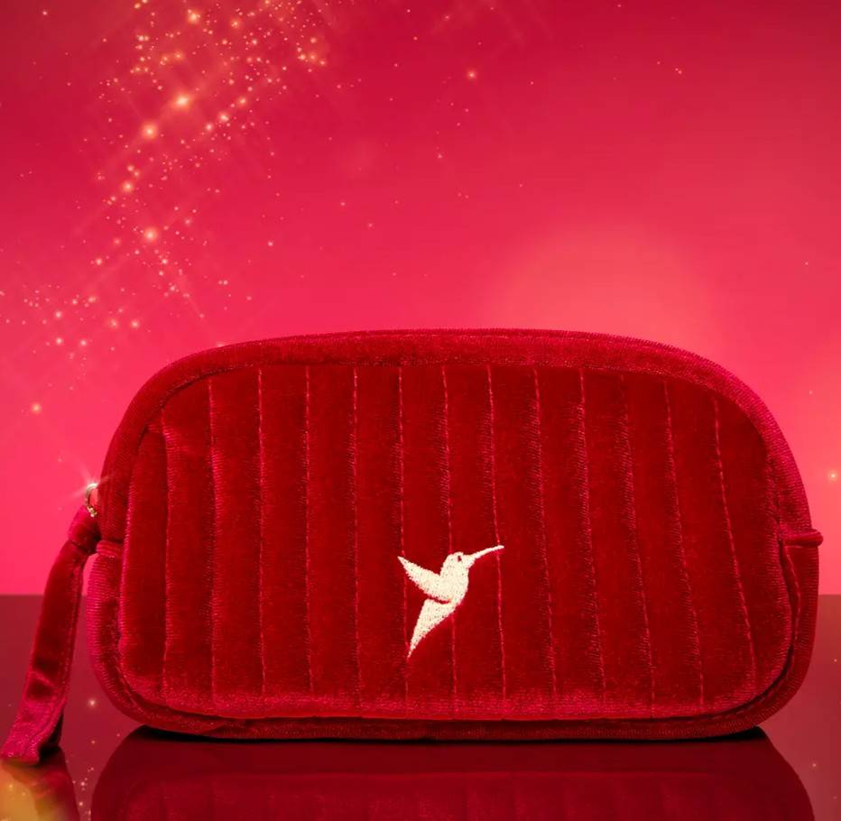 <p><strong>TROUSSE MAQUILLAGE OFFERTE</strong></p>